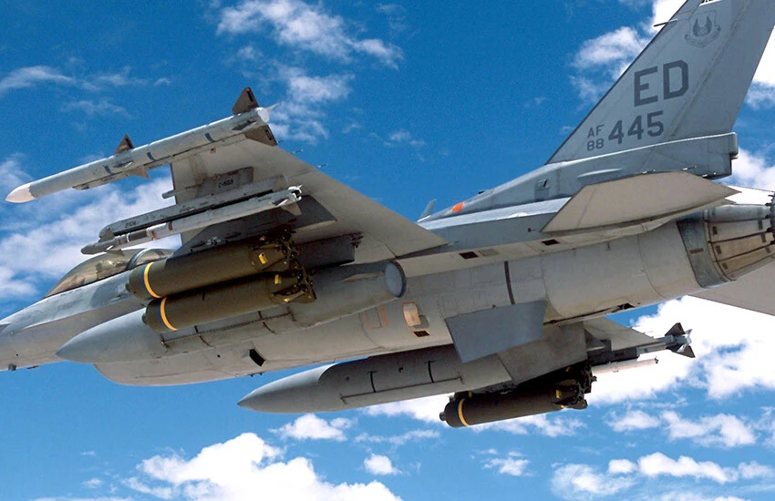 F-16'ların muhteşem tarihi... Felaketten döndü, 50 yıldır vazgeçilemiyor