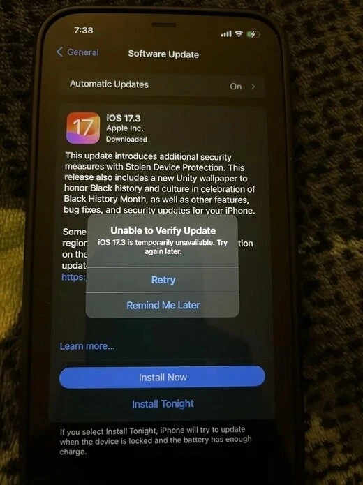 Apple, iOS 17.3'ü yayınladı ama ciddi bir sorun var