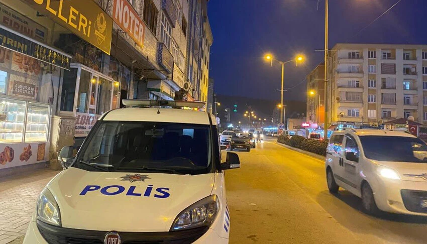 Merdiven boşluğuna düşen çocuktan acı haber!