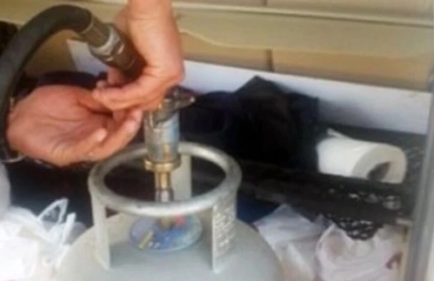 Zamlanan tüpte kaçak gaz tehlikesi: Bomba gibi patlayabiliyor!