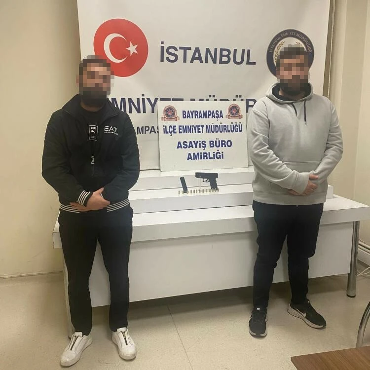 Şoke eden olay! Tetikçi tutup trafikte eşiyle tartışan kişiye kurşun yağdırdı