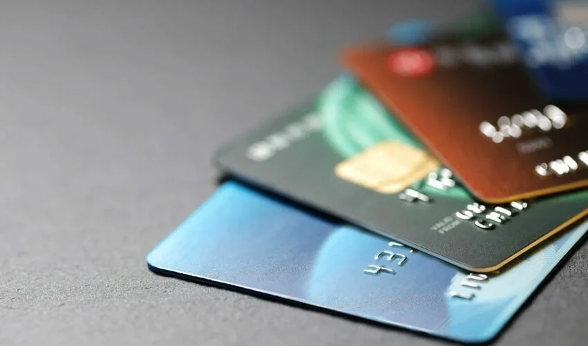 Tüketici kredi kartına sarıldı, kartlı ödemede rekor artış
