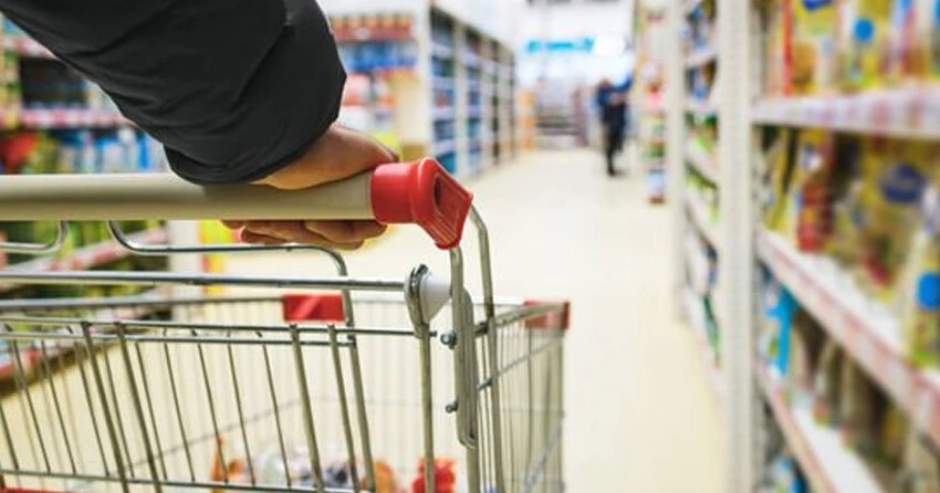 Yerde bulduğu kredi kartıyla temassız alışveriş yaptı