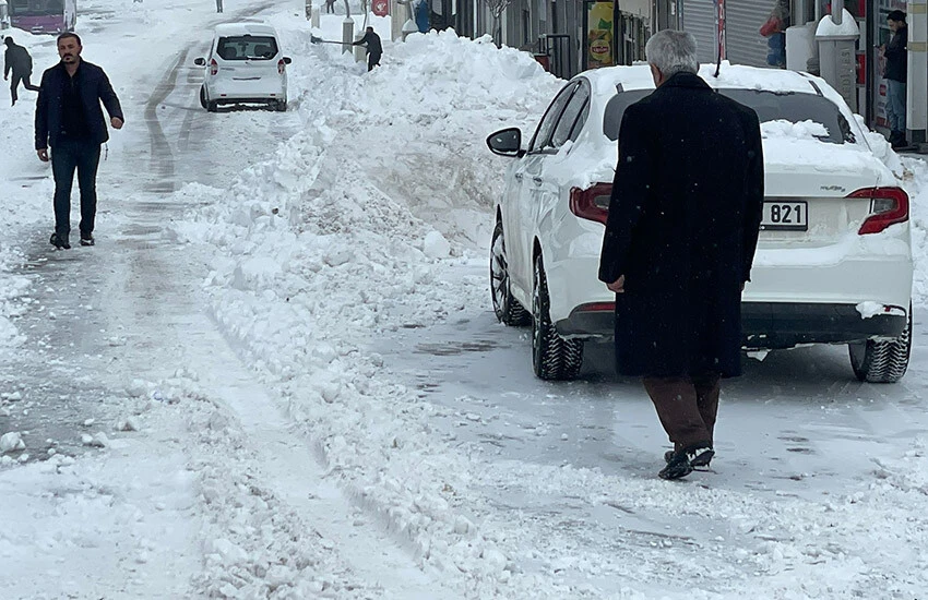 Türkiye’den kar manzaraları... 40 cm'ye ulaştı