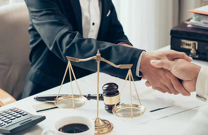 İşçiyi aşağılayan patrona şok