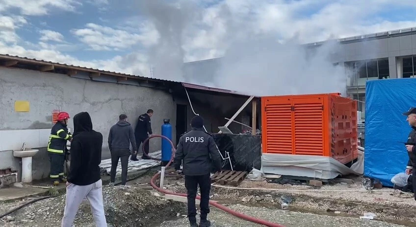 Şantiyede yangın sonrası patlama