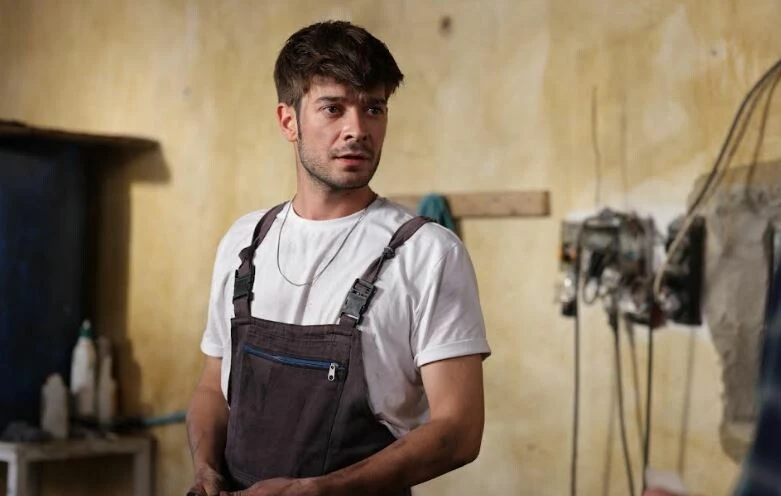 Gönül Dağı dizisinden hangi oyuncu ayrılıyor? Gönül Dağı dizisi bitiyor mu, final mi yapacak?