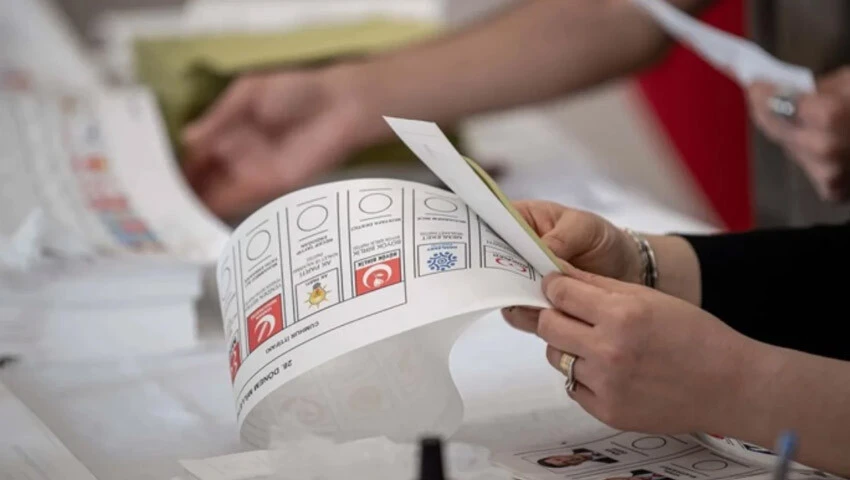 Son dakika! Partilerin pusuladaki yerleri belirleniyor...