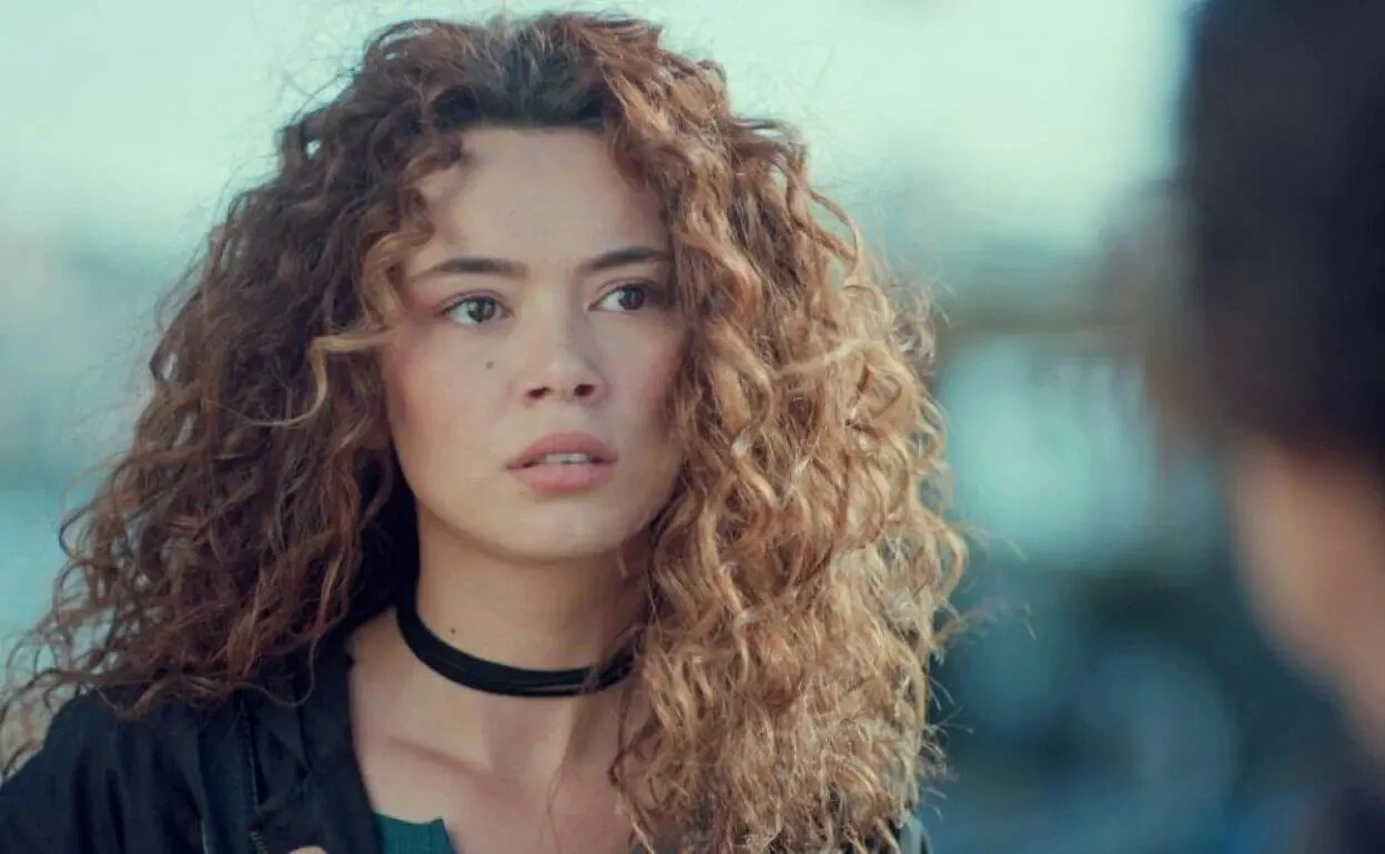 Kopuk dizisi Müjde kim? Seray Kaya kimdir, nereli, kaç yaşında?