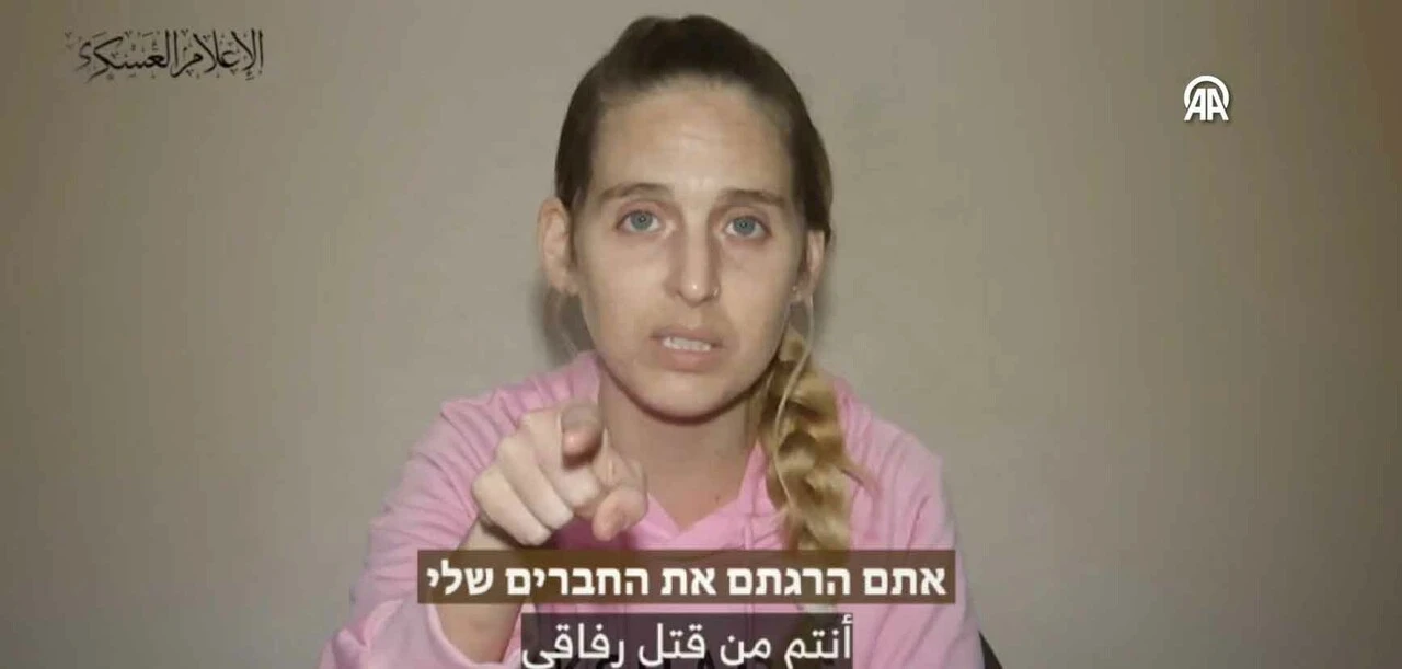 Gazze'deki 3 İsrailli kadın esir asker Netahyahu hükümetine isyan etti!