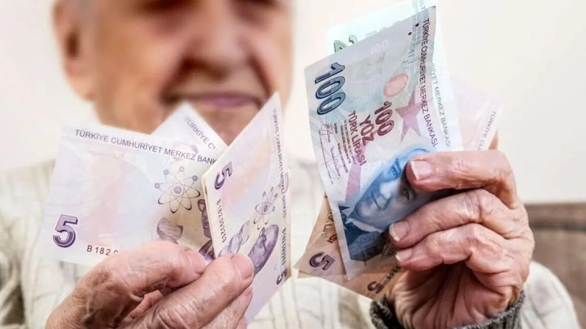 Emekli maaşlarıyla ilgili kulisler hareketlendi! En düşük aylık 14-17 bin olabilir