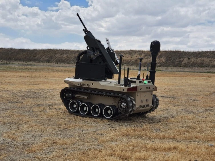 Kar, çamur dinlemeyen 'BARKAN' bin kilometreyi devirdi