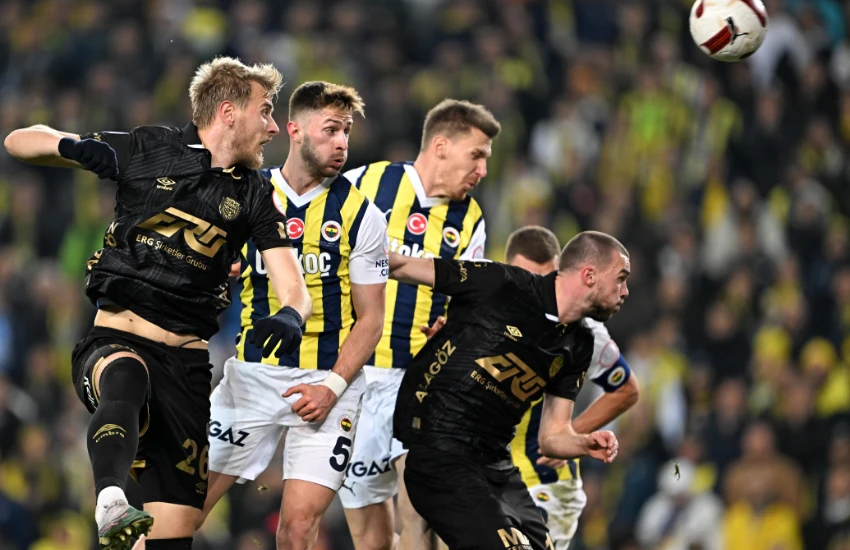 Cengiz duble yaptı! Fenerbahçe liderliğini sürdürdü