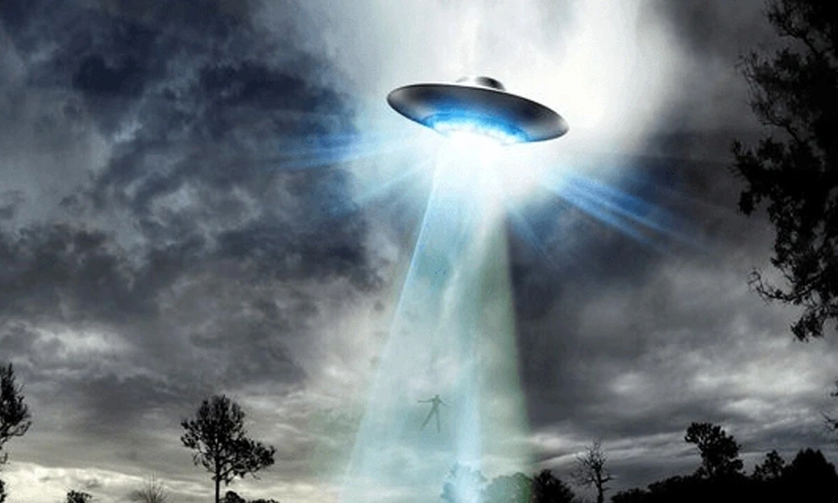 Pentagon'dan dikkat çeken UFO raporu: ABD istilaya hazır değil