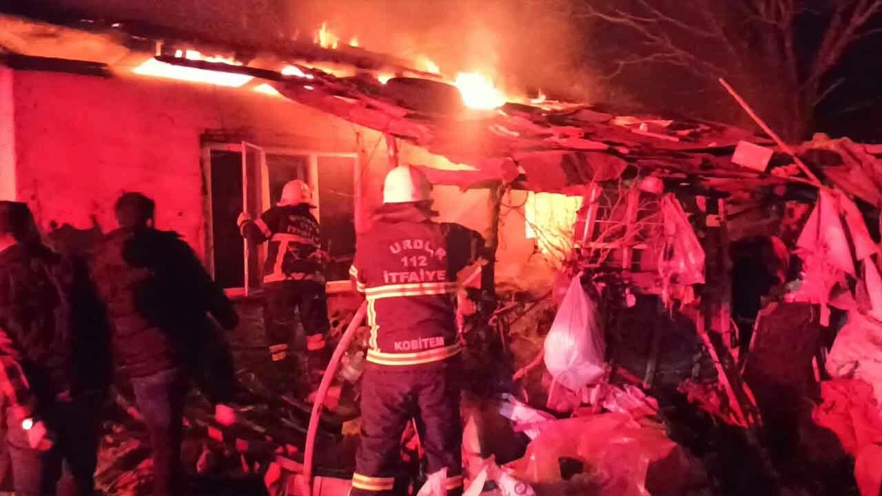Sobadan çıkan yangın faciaya neden oldu: Anne kurtarıldı, oğlu hayatını kaybetti