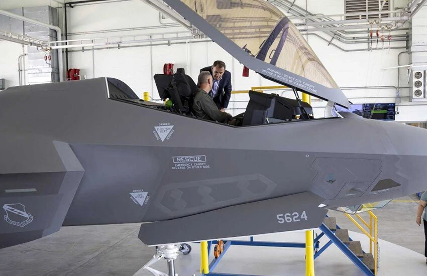 Yunan basını halktan gizlenen F-35 bilgisini ortaya çıkardı