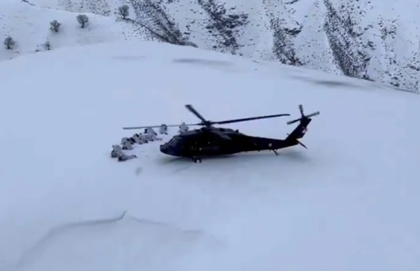 Terörist inlerine bir operasyon daha! Mağaralar tek tek imha edildi