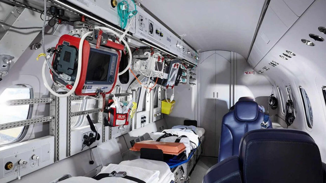 Ambulans uçak 9 günlük Emine bebek için havalandı