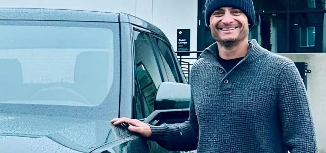 Apple'da şok ayrılık! Üst düzey yönetici rakip şirkete geçiyor