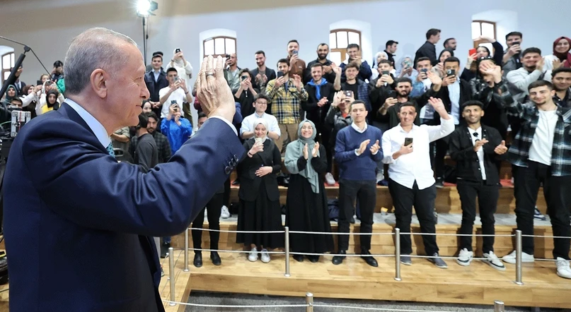 Erdoğan'ın pankarta verdiği cevap viral oldu: 'İşte hakikat'