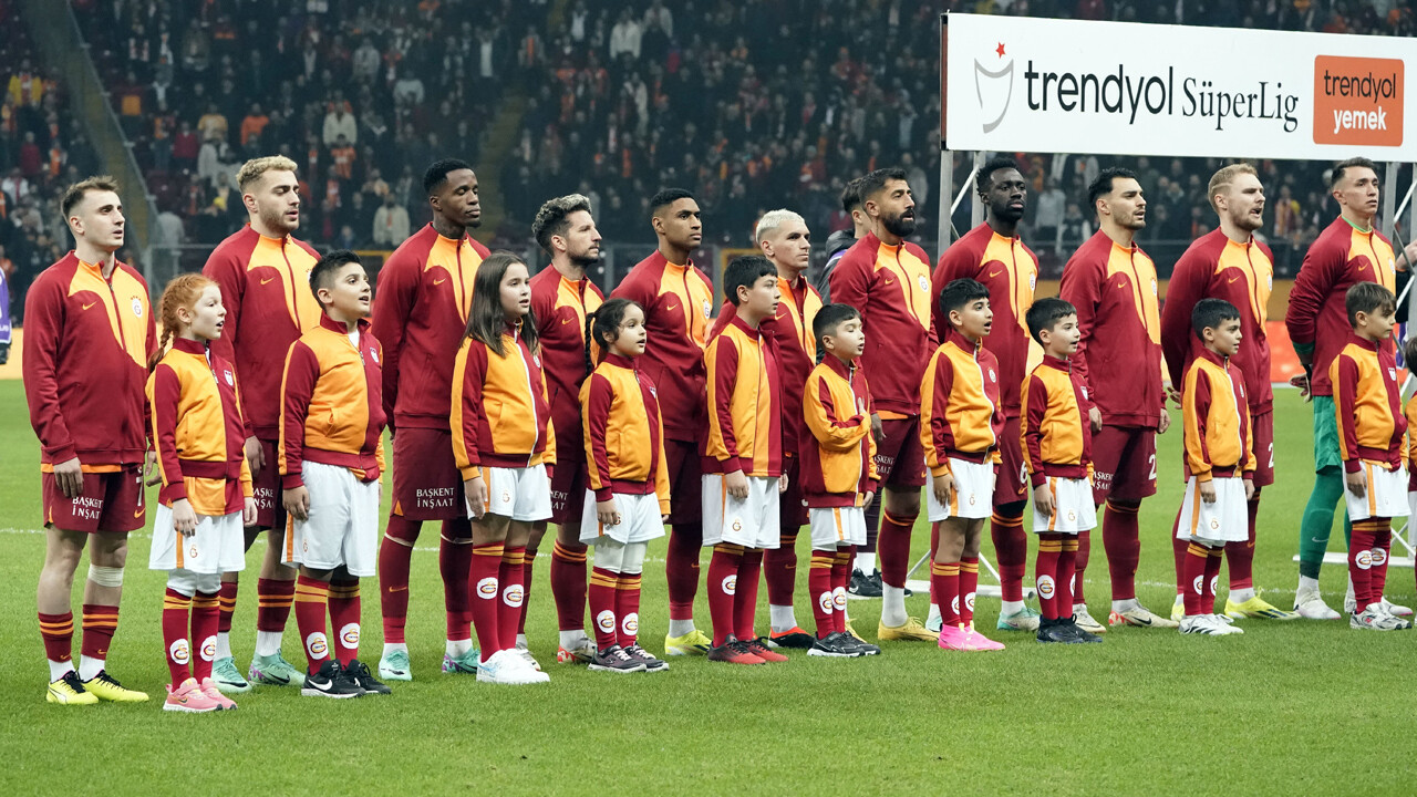 Galatasaray, Gaziantep&#039;i ağırlıyor! İşte ilk 11&#039;ler