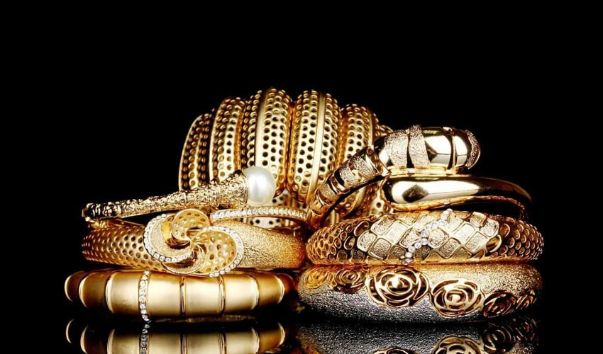 Piyasalarda puslu hava, yatırımcıdan 'altın' atağı! Üç uzman yorumladı