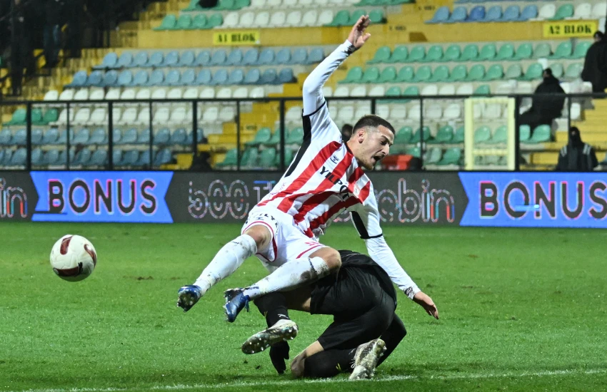 İstanbulspor ve Samsunspor sahadan 1 puanla ayrıldı