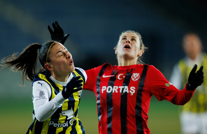 Fenerbahçe puan kaybetti! Galatasaray zirvede