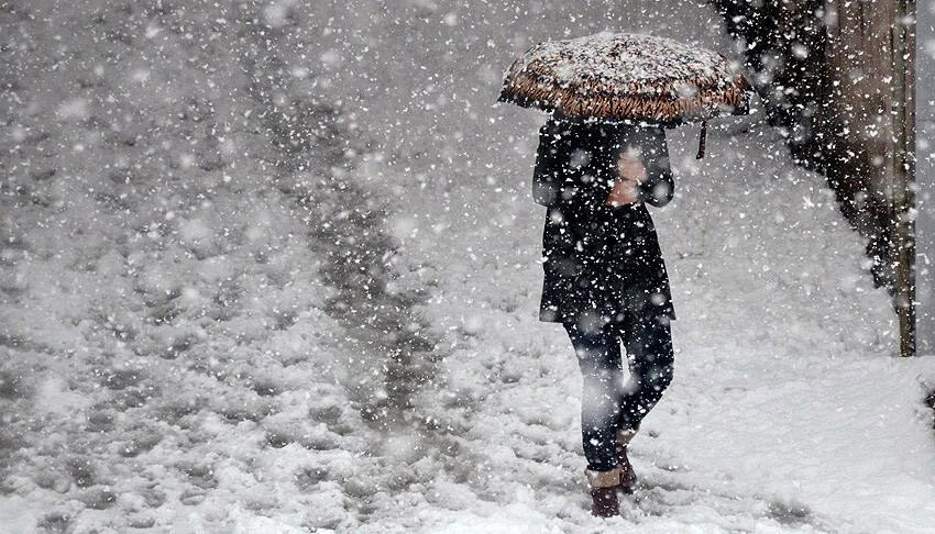 AKOM'dan İstanbul için kritik uyarı! Saat verildi, aniden bastıracak