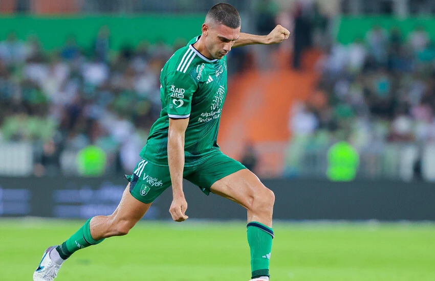 Suudi Arabistan'da umduğu bulmayan Merih Demiral geri dönüyor