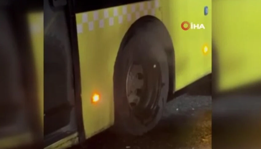 İETT otobüsünün içini bir anda dumanlar kapladı: O anlar kamerada...