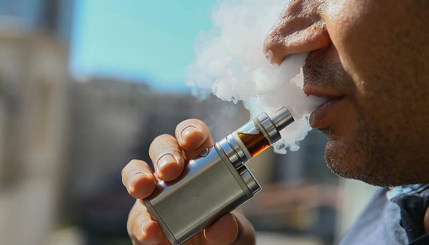 İngiltere'de elektronik sigaraya karşı yeni önlemler alındı