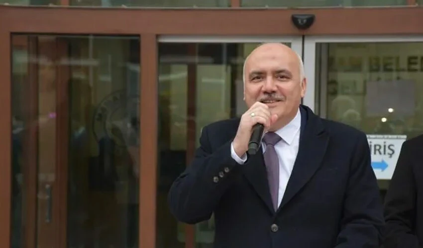 Başkandan işçilere yüzde 75 zam... Kapıda karşıladılar