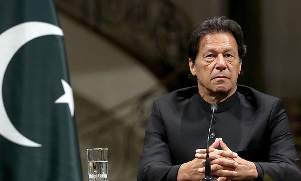 Pakistan eski Başbakanı İmran Han'a 10 yıl hapis cezası