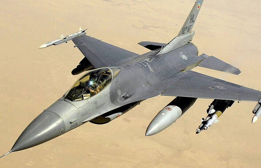 Yunan basını orduları kıyasladı! 'Türkiye mi güçlü biz mi?'