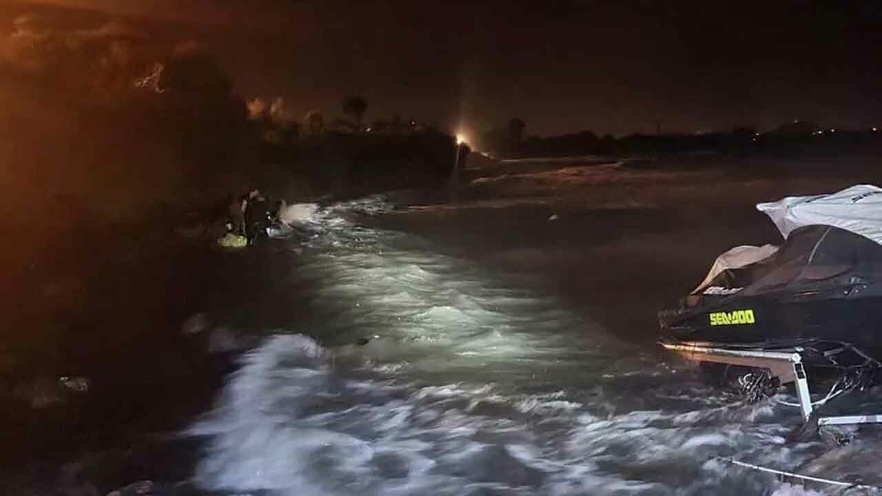 İzmir&#039;de korkunç olay! Balıkçı teknesi battı: 3 ölü, 2 kayıp