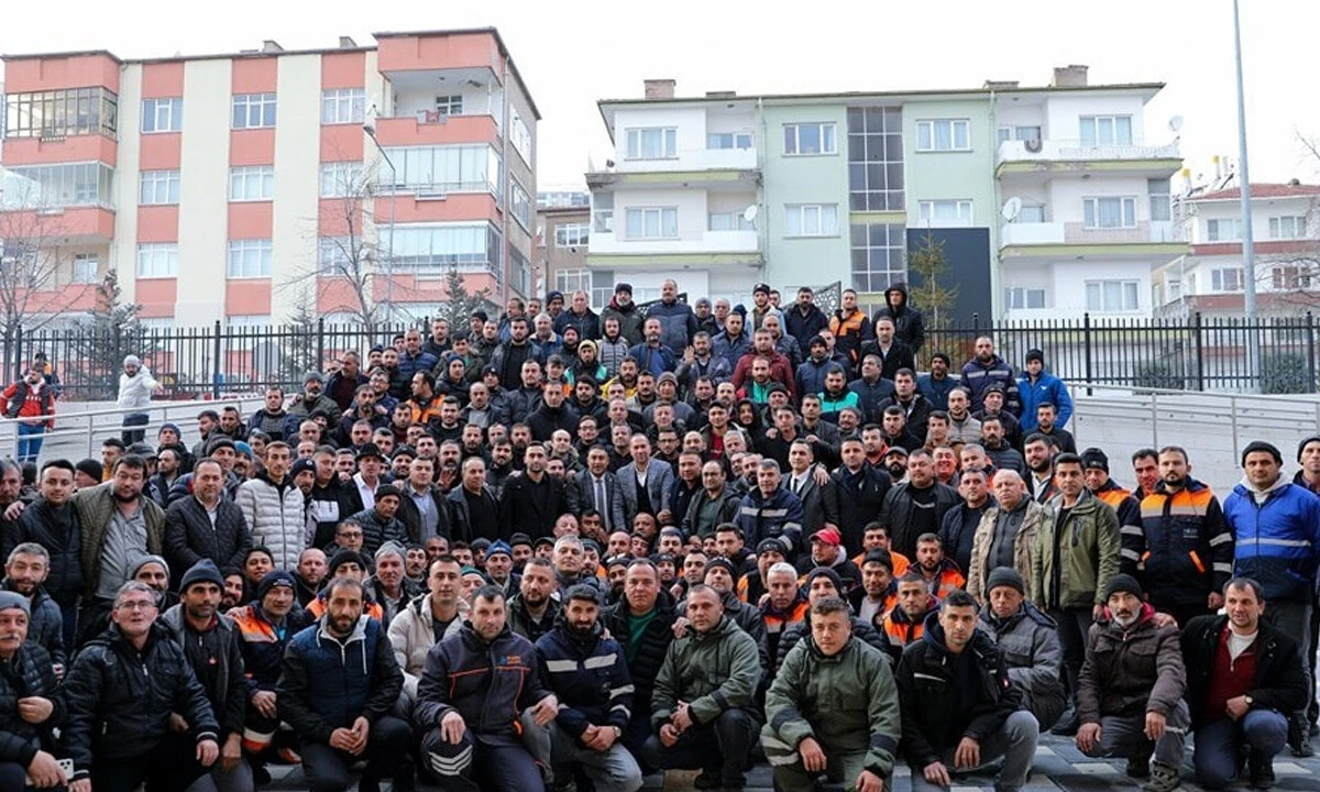 İşçilere yüzde 71 zam: Sevinçten havalara uçtular