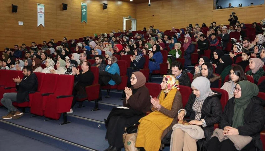 Sultangazi Belediyesi Prof. Dr. Nurullah Genç’i konuk etti