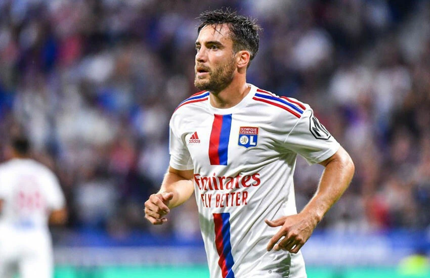 Fransızlar transferi duyurdu: Galatasaray yeni sol bekini buldu