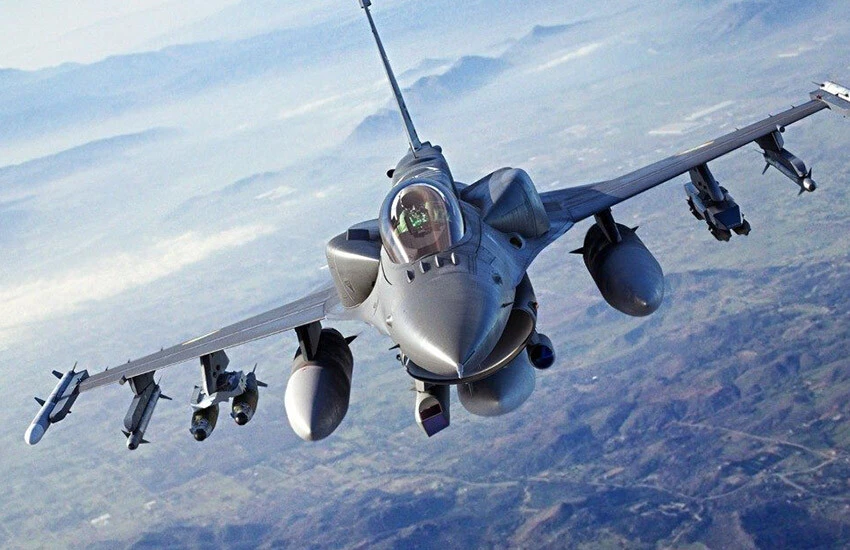ABD'ye ait F-16 düştü