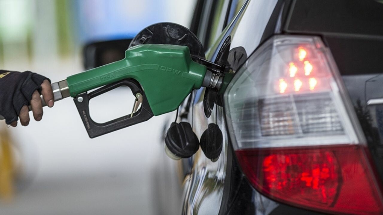 Motorin ve benzine zam var mı? 31 Ocak mazot benzin kaç lira oldu? Güncel akaryakıt fiyatları...