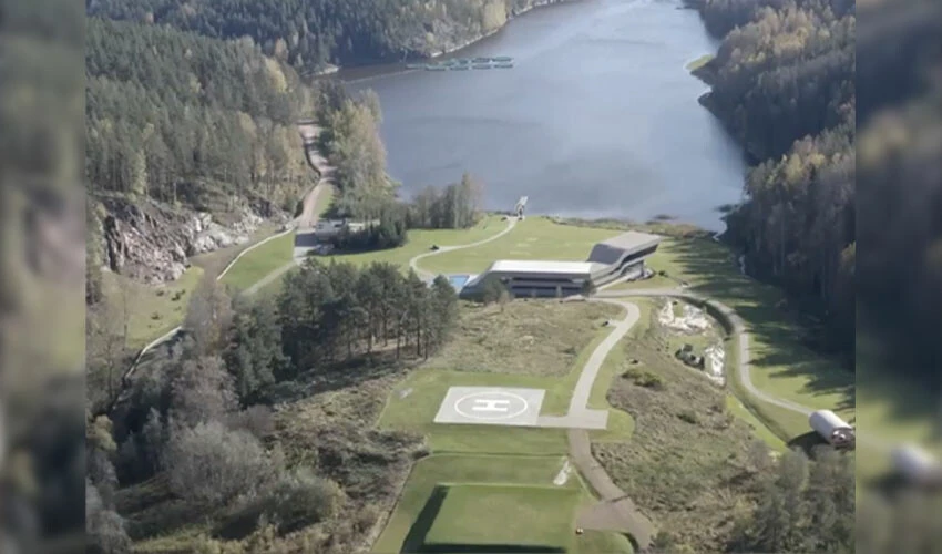 Putin, NATO'nun dibine konuşlandı! Kalesinden Batı'yı izliyor - 1. Resim