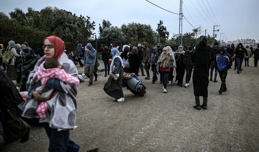 İsrail askerleri UNRWA çalışanlarını ve onlarca Filistinliyi gözaltına aldı