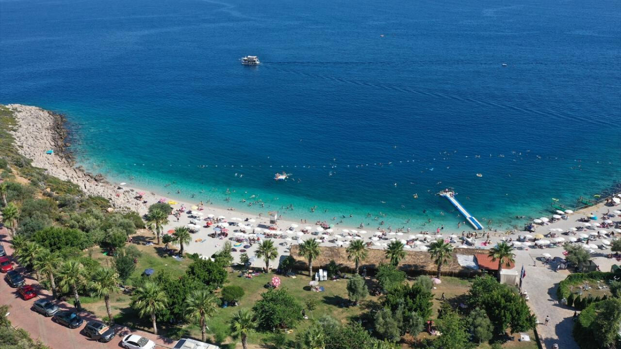 Türkiye&#039;nin turizm geliri 2023&#039;te arttı