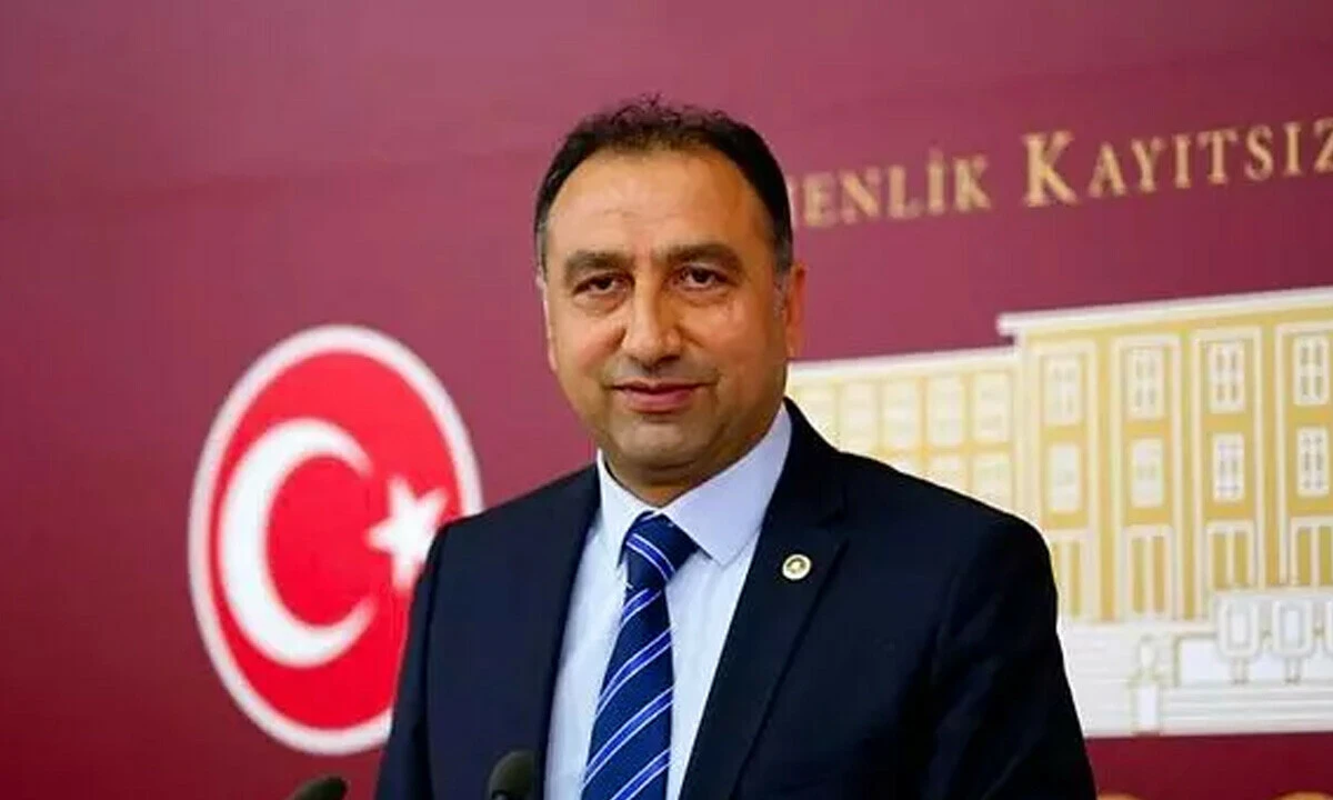 DEM Parti'den CHP'yi üzecek İstanbul kararı: Demirtaş'ın yanına dikkat çeken isim