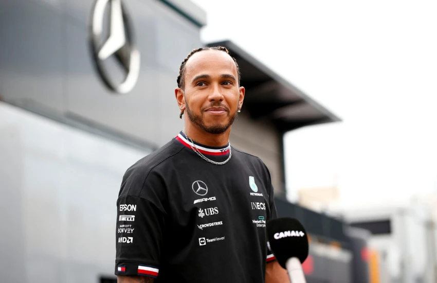 Ferrari Lewis Hamilton'ı resmen duyurdu: Mutluluk duyuyoruz