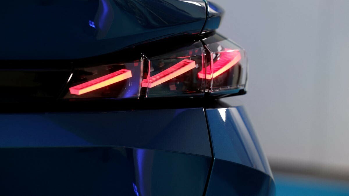 Peugeot otomobillere ChatGPT geliyor: Yapay zekayla  akıllanacak