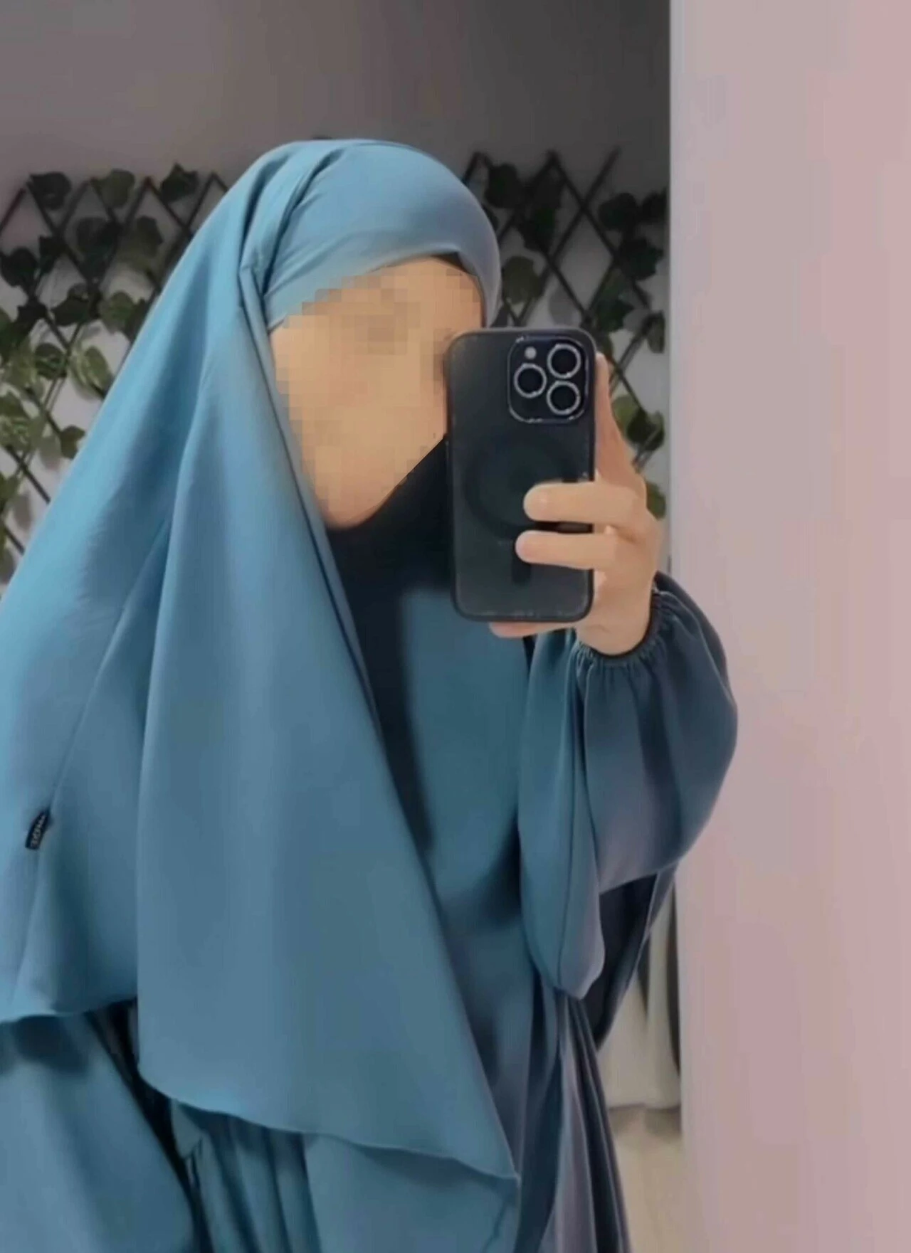 İzmir'de olay yerine gelen polis memuruna silahlı saldırı