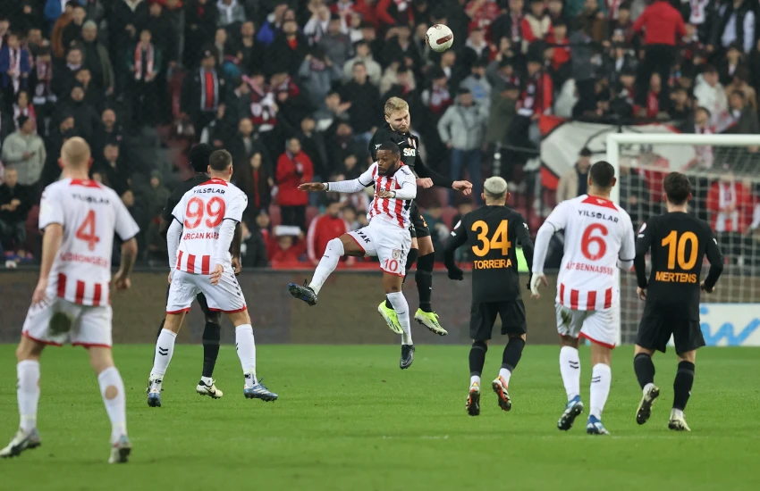 Galatasaray Samsun deplasmanında hata yapmadı
