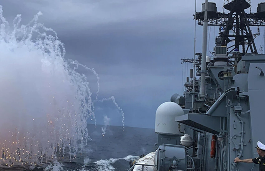 Karadeniz'de Rus savaş gemisinin imha görüntüleri ortaya çıktı - 4. Resim